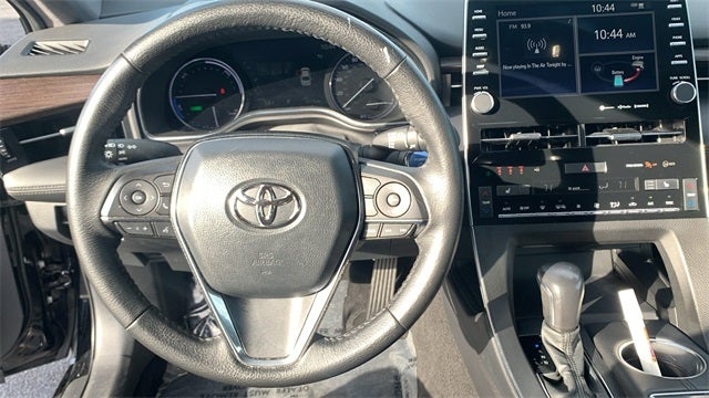 2021 Toyota Avalon XLE Hybrid